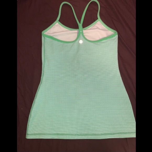 Lululemon Power Y Tank - size 4 - Picture 2 of 2
